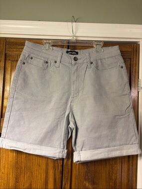 Dkny jeans size 8 Gray Shorts
